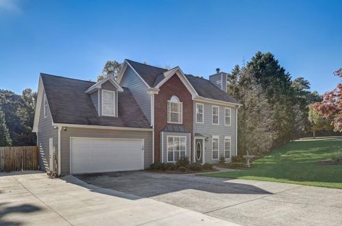 2200 Oakpointe Ct, Buford, GA 30519-7510