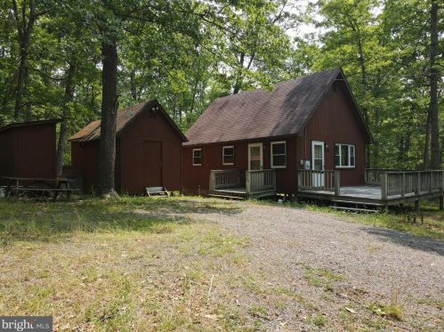 2506 Kerns School Rd, Springfield WV  26763 exterior