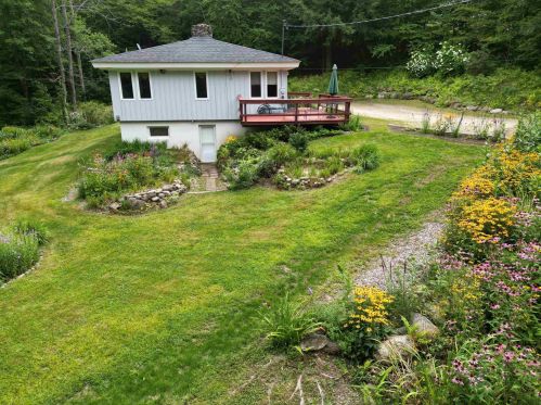 30 Deckmans Rd, Danbury, NH 03230-4300