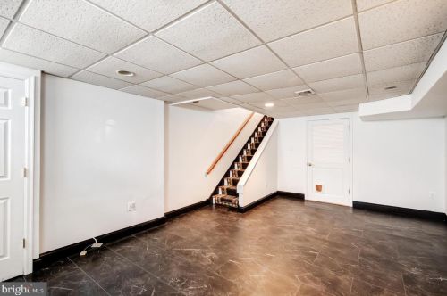 423 16 St, Philadelphia PA  19146-1657 exterior