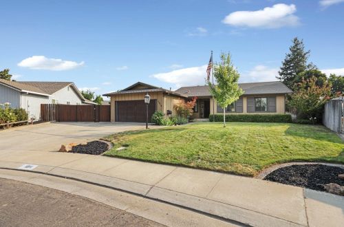 1014 Bradford Cir, Lodi, CA 95240-7002