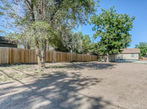 2111 8 Ave, Greeley CO 80631-7007 exterior