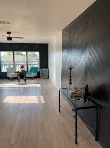 4451 6th Ave, Fort Worth TX  76115-2201 exterior