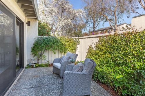 4016 Villa Vera, Palo Alto, CA 94306-3208