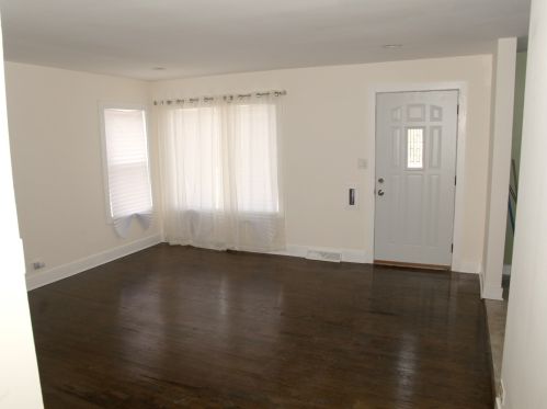 447 125th Pl, Chicago, IL 60628-7133