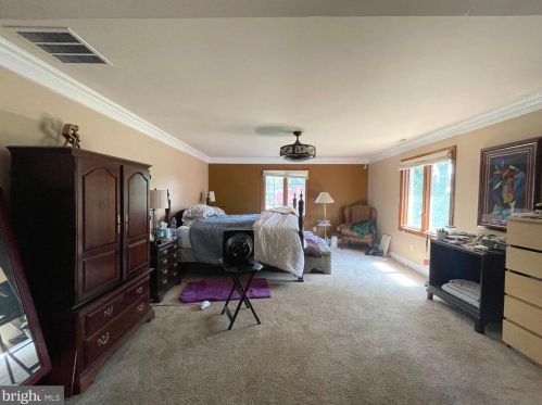 2053 Mayflower Dr, Silver Spring MD 20905-5564 exterior