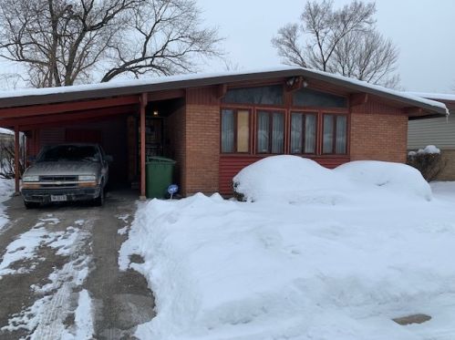 15118 Hastings Dr, Dolton, IL 60419-2904