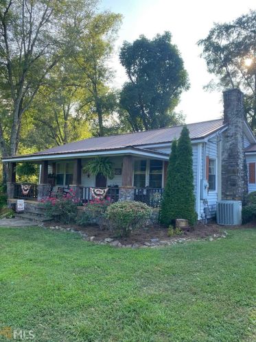 4623 Floyd Springs Rd, Armuchee, GA 30105-2713