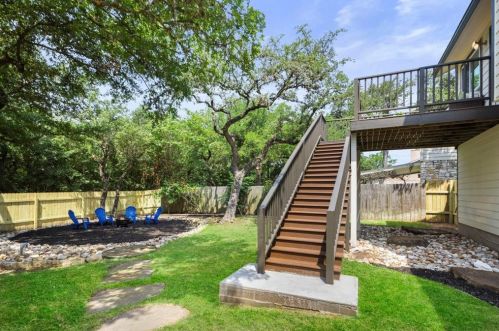 6517 Fair Vly Trl, Austin TX  78749-1250 exterior