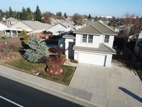 850 Evergreen Dr, Lodi, CA 95242-4693