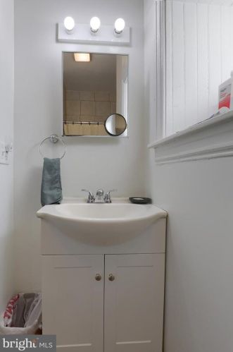 702 King St, York PA 17401-3627 exterior