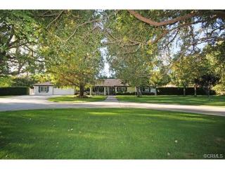 30052 Santiago Rd, Temecula, CA 92592-5115