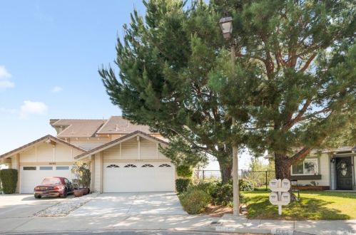 6086 Silverspur Trl, Anaheim, CA 92807-4728