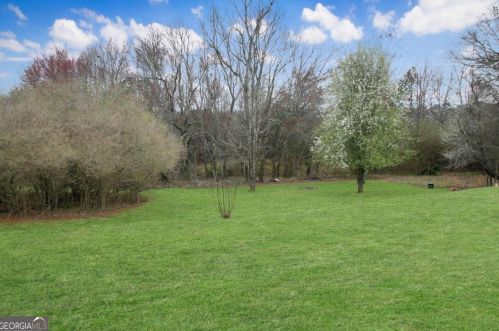 198 Cotton Cir, Colbert GA  30628-1649 exterior