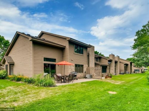 13179 Gemstone Ct, Saint Paul MN  55124-7686 exterior