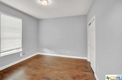 405 Sampson, Uhland TX  78640-5263 exterior