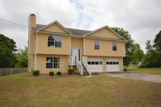 15 Pleasure Dr, Carrollton, GA 30116-5581