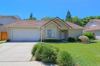 980 Bush Ave, Clovis, CA 93611-7125