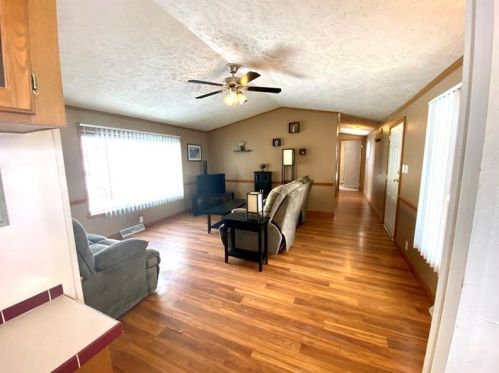 148 Ash St, Rochester, PA 15074-2611