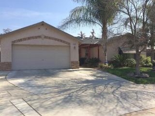 5652 Hammond Ave, Fresno, CA 93722-8609