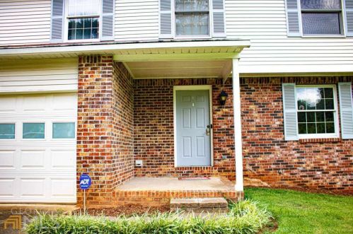 2665 Shaw Rd, Marietta, GA 30066-5621