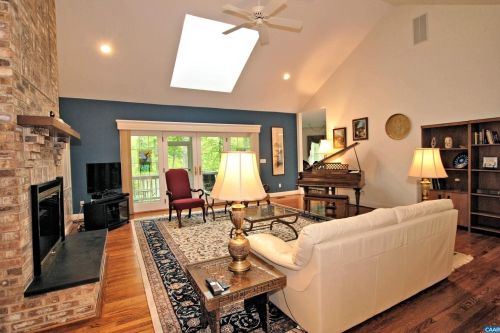 219 Pebble Beach Dr, Gordonsville, VA 22942-7329