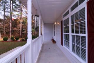 101 Moray Dr, Raleigh, NC 27613-8118