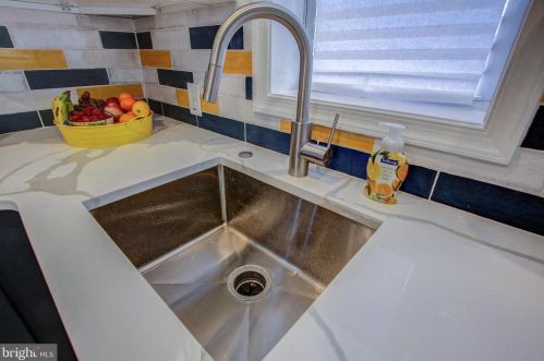 3344 Livingston St, Philadelphia PA 19134-5319 exterior