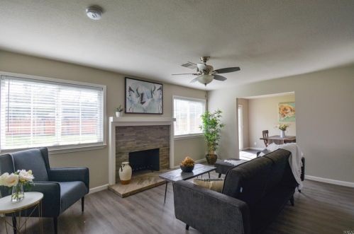 1348 Whitehall Ct, Vacaville, CA 95687-5642