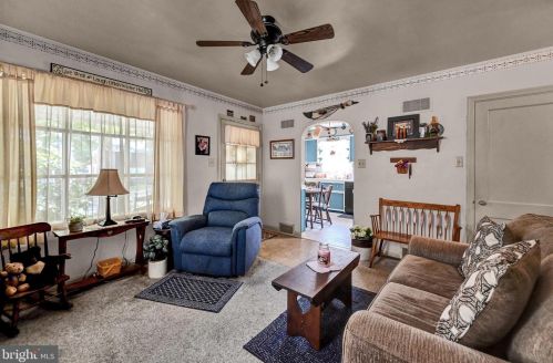 934 Walnut St, Hanover PA 17331-1523 exterior