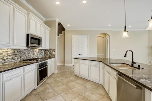 20215 Bristol Blf Ln, Richmond TX 77407-1507 exterior