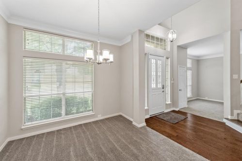 2704 Barrington Dr, Plano TX  75093-6182 exterior