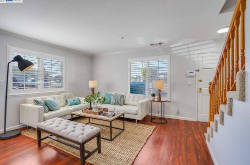 22914 Grand St, Hayward, CA 94541-6505