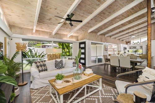 5009 Poola St, Honolulu HI  96821-1533 exterior