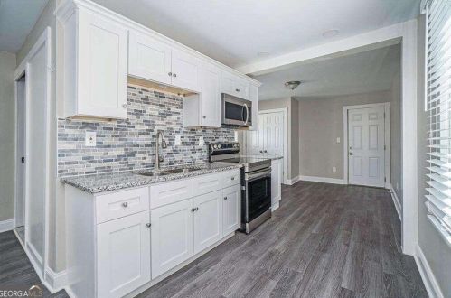 123 Dahlia Ave, Atlanta GA  30314-1207 exterior
