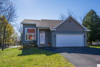 4130 Tioga St, Duluth, MN 55804-1418