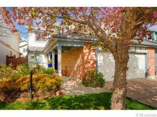 2617 Iris Ct, Denver, CO 80227-2865