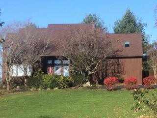 255 Yorkshire Dr, Harrogate, TN 37752-3716