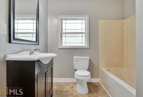 180 Scott Blvd, Stockbridge GA 30281-3855 exterior