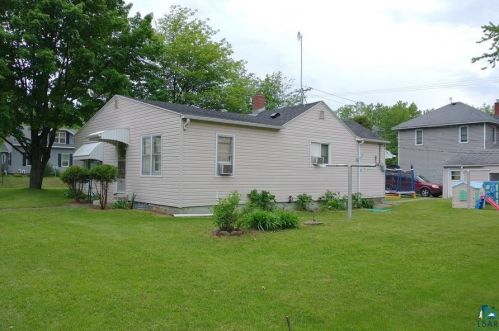 702 Prospect Ave, Scanlon, MN 55720-2308