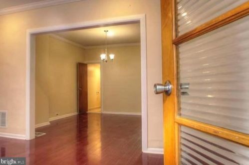 1051 Daly St, Philadelphia, PA 19148-3008