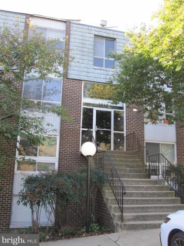 3932 Bel Pre Rd, Silver Spring, MD 20906-2831