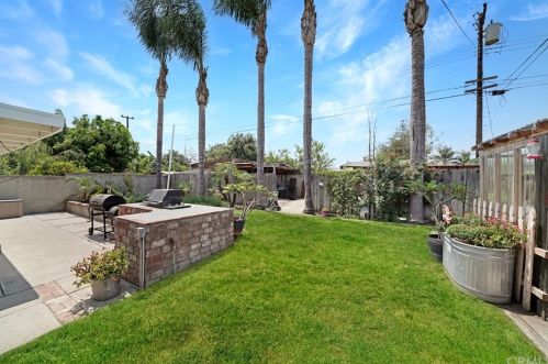 218 Wilken Way, Anaheim CA  92802-4841 exterior