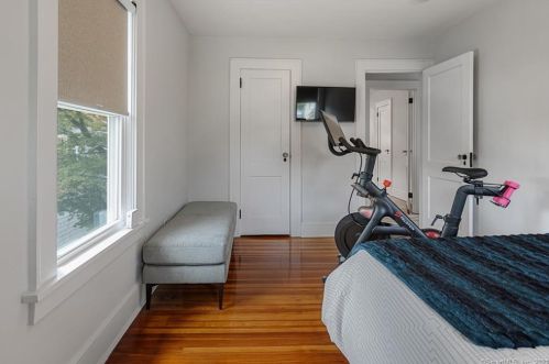 3 Branford St, Norwalk CT  06855-1907 exterior