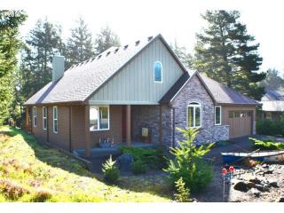 10440 Pine Ridge Dr, Manzanita, OR 97130-8007