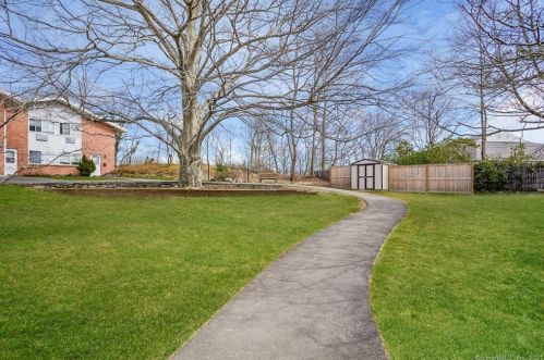 208 Flax Hill Rd, Norwalk CT  06854-2899 exterior