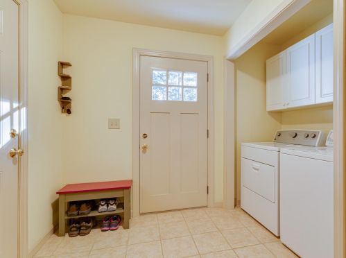 48 Partridge Dr, Wakefield, NH 03887-6307