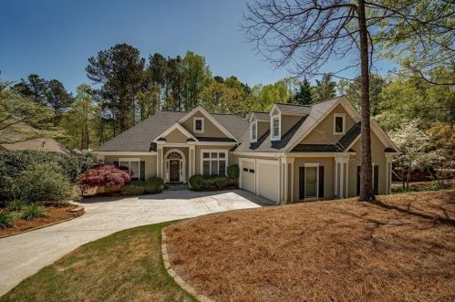 501 Hillshire Ct, Holly Springs, GA 30189-8162