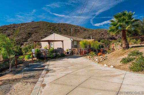 306 Almyra Rd, El Cajon, CA 92019-1537