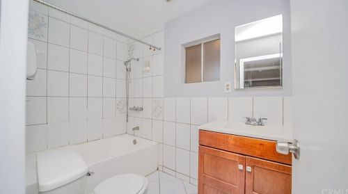 3844 Lofton Pl, Riverside CA  92501-1810 exterior